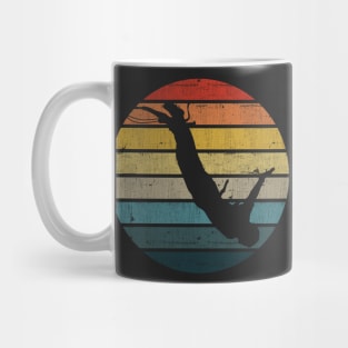 Bungee jumping Silhouette On A Distressed Retro Sunset print Mug